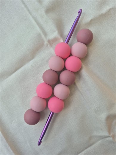 Ergonomic Silicone Bead Crochet Hook 4.5mm - Etsy