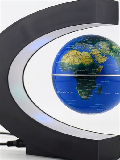 This floating globe is actually insane 😳✨ It levitates in mid-air, spins endlessly, and glows like futuristic art. Perfect for your desk setup, office, gaming room, or a unique gift that instantly gets attention. you can find this in my bio #DeskSetups #RoomDecor #AestheticVibes #FloatingGlobe #LEDLamp #TechTok #GiftIdeas #HomeDecorFinds #CoolGadgets