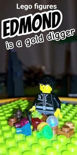 Edmond is a gold digger. Lego figures. #lego #legofigure