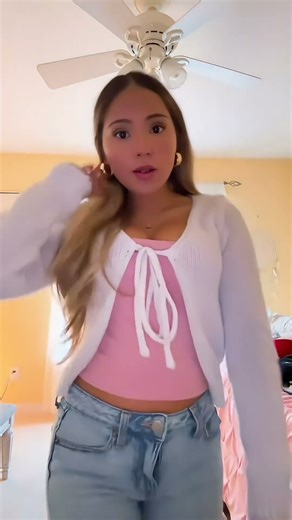 #pink #scoop #tanktop #white #front #tie #shrug #light #wash #jeans #heart #necklace #hoop #earrings