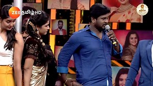 Award கொடுப்பீங்கன்னு பார்த்தா அடி கொடுக்குறீங்களே!🤪 #Throwback #ZeeTamil | Zee Tamil