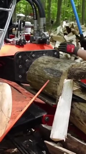 Wood Splitting (@wood.splitting7)’s videos with original sound - Wood Splitting