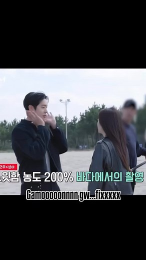 *HEAD OVER HEELS* Cast : Cho Yi-hyun - Park Seong-ah [ Choo Young-woo - Bae Gyeon-woo Cha Kang-yoon - Pyo Ji-ho Choo Ja-hyun - Yeom-hwa * Tayang Senin-Selasa d TvN Sinopsis: Drama romansa fantasi ini berkisah tentang Seong-ah, seorang duku n yang tahu apa yang akan terjadi di masa depan, yang mencoba melindungi cinta pertamanya, Bae Gyeon-woo, dengan mengubah nasibnya yang malang. . . . #chooyihyun #chooyoungwoo #headoverheels #tvn #dramakorea #theprisonerofbeauty #songzuer #liuyuning # #baijing