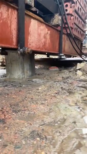 Precast piles installation. 40 ton loaded on 300x300mm pile. Call 0717128700 | Giga Piling | Facebook