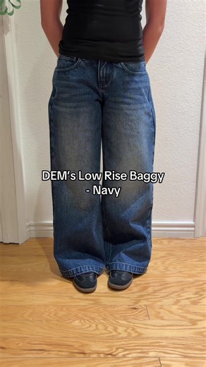 Stylish Low Rise Baggy Jeans for Short Outfits
