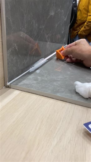 Caulking made easy 💪 | caulking sealant