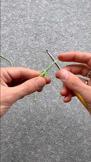 Chainless Foundation Double Crochet