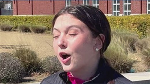 Elizabeth Hunter live in Warner Robins