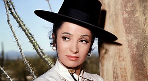 Linda Cristal, actriz de “El gran chaparral”, fallece a los 86 años [VIDEO]