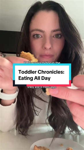 These are so good btw. Comment “recipe” if want the recipe and I’ll send you the link! #toddllertok #momsoftiktok #cookiebars #cookies