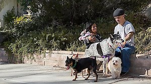 Watch Freakshow Season 2 Episode 14 - Control Freaks