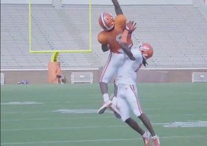 848K views · 2.5K shares | This Clemson Football true freshman went up and got that  | ESPN | Facebook
