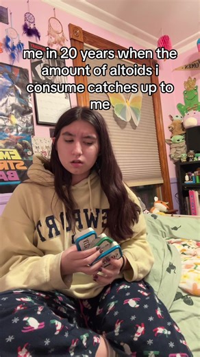 @ALTOIDS please send me some altoid swag im ur biggest fan and go through 2 tins a week🙏🙏🙏 #makesureitsonlow #altoids #altoidswallet #mints #gum #candy #relatable