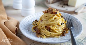 SPAGHETTI ALLA CARBONARA (La ricetta originale romana)