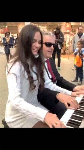 Throwback to one of our duets – which one was your favourite? 🤍🎹 | Ladyva