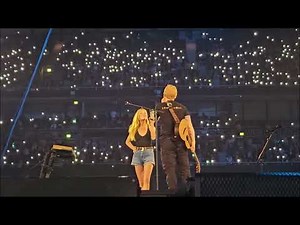 Ed Sheeran (w/Phoebe Dynevor) - Camera (Premiere performance) @ Strawberry Arena, Stockholm 22/08/25