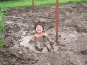 FilAm Kids: My Son Is Having A Blast Mud Bathing #mudbath #kidplaying #mud