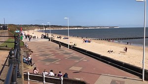 8.8K views · 666 reactions | Beautiful scene from North Beach. Another lovely day in Bridlington heralds the start of the weekend with the town enjoying some lovely weather. What’s your favourite place to visit in Brid? | Bridlington Echo | Facebook