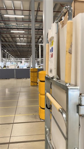 Get paid to sort mail this Christmas. No sales, no queues, no stress. | Royal Mail Careers