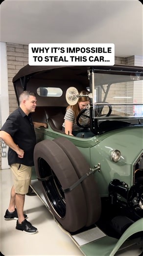 Spent the afternoon with @therealclassicpromenade and we got to see this 1919 Pierce Arrow Model 31 5 Passenger tour start up #classiccar | Bobby Adams