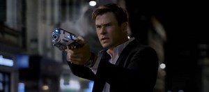 'Men In Black International' Trailer: New Aliens, High-Flying Action, And Flat Jokes - SlashFilm