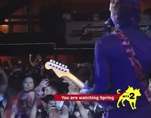 “I’m never alone, I’m alone all the time.” ‘Glycerine’ by Bush from the famed Spring Break show in the rain. The lyric I shared above is honestly one of my favorites, from anyone. The ~dichotomy~. We’ve all been there. #grungebible #bush #glycerine Video credit: https://youtu.be/-ehO-hoPDUg | The Grunge Bible