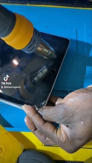 Apple iPad 6th gen/Screen Replacement in few minutes