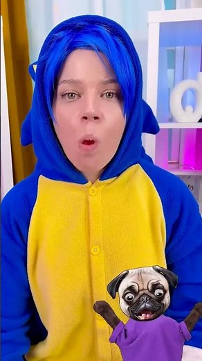 Sonic's Wild Snack: Ice Cream & Tomato Surprise! 🥳🐶