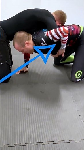 Turtle Position: How to Escape and Submit in One Move #nogi #shorts #grappling