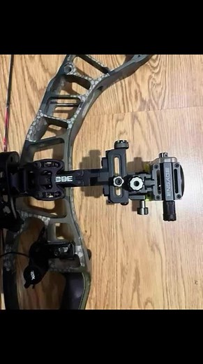 Hoyt Ventum 30 for sale Hoyt Ventum 30 CBE 5 pin micro adjustable sight QAD HDX drop away rest Brand new gas strings Tight spot 5 arrow quiver 6” Hoyt