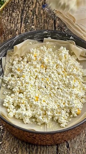 Crispy Cheese Banitsa Recipe | Easy Homemade Bulgarian Phyllo Pastry | Perfect Breakfast Idea