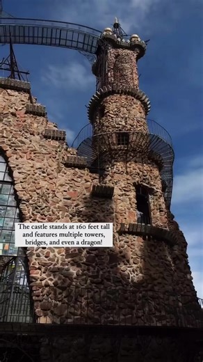 Location Below 👇🏻 💾 SAVE this post for your next Colorado adventure! 📍Bishop Castle 🏰 A jaw-dropping, hand-built castle deep in the Colorado forest. Yup, you read that right. One man. One mission. Over 50 years. No blueprints. Just stone, steel, and sheer determination. 😮 🧱 Built entirely by Jim Bishop since 1969, this wild structure is now one of the largest one-man construction projects in the world. Spiral staircases, iron dragons, stained glass, and sky-high towers, it’s like stepping