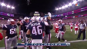 NFL WEEK 1 HIGHLIGHTS Kansas City Chiefs vs New England Patriots TEAM MVPs: KC: RB Kareem Hunt: 17 rushes, 148 yards, 1 TD, 5 receptions, 98 yards, 2 TDs NE: RB Mike Gillislee: 15 rushes, 45 yards, 3 TDs | Fantasy Sports Start or Sit'Em Questions