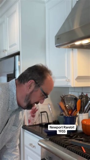 Newport Rarebit (1935) on Sandwiches of History⁣ Usually, in sandwich naming of old, only one of the words in the title is baffling. Well, today we get a twofer. For the life of me I cannot suss out what connection this recipe would have to Newport, Rhode Island. Then there’s the fact that is nothing like a rarebit save for the fact it has cheese it in. Because it is basically cheesy scrambled eggs on toast. Don’t get me wrong, it is tasty, I just don’t understand the naming of it. #fyp #sandwic