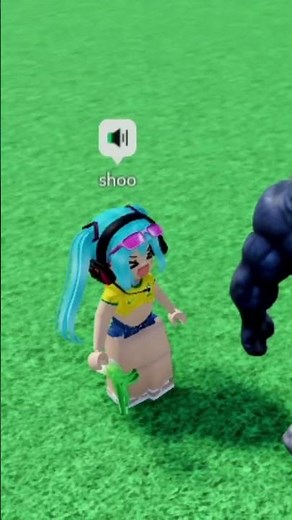 @lionel_messias70 did the "woof woof woof" dance again! 😂🤣 #roblox #micup #fyp #dance #funny