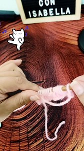 23K views · 53 reactions | "¡Aprende a tejer con nuestro tutorial fácil y divertido!  En este vídeo, te enseñamos paso a paso cómo crear una hermosa pieza de tejido, perfecta para principiantes. ¡No necesitas experiencia previa!  Sigue nuestros consejos y crea algo único y personalizado. ¡Suscríbete para más tutoriales de tejido y manualidades! #TejerEsVida #Manualidades #HechoAMano #TejidoConAmor" | Tejiendo con Isabella | Facebook