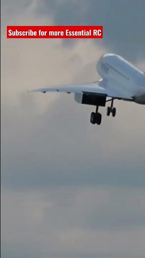 Largest flying Concorde model with 4 real jet engines ! ✈ #shorts