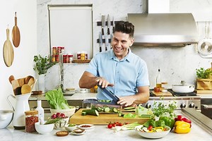 Beginners Cooking Guide 2025 With Smart Kitchen Tips for Total Newbies