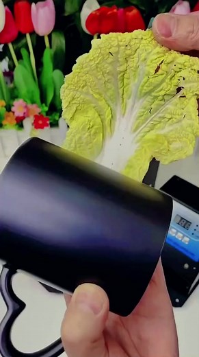 1.3M views · 7.7K reactions | Magic Mug| Perfect Gift for loveones ♥️  Dito mabibili : https://shope.ee/8A4k17MCiE  Dito mabibili : https://s.lazada.com.ph/s.iKKN7?cc #giftideas #magicmug | Techsy Core | Facebook