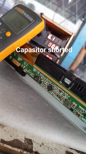 The HVAA line has a short circuit because the capacitor is shorted #TVrepair #servisTV #lcdtvrepair #panellcdrepair | Frengky Servistv Palu