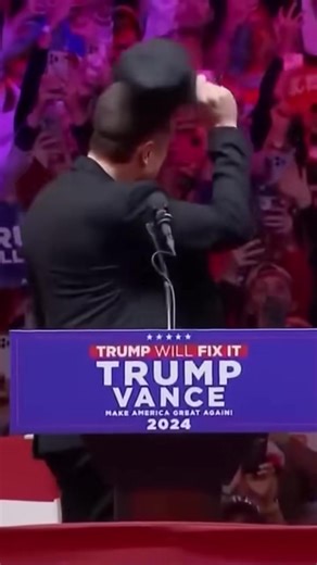 Elon musk is incredible @SpaceX #elonmusk #teammusk…