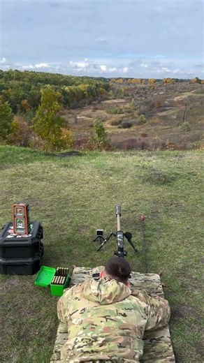 instruktor.rifle 1460 meters. 338 Lapua Magnum. Gong target 1 MOA. «Educational video».Training