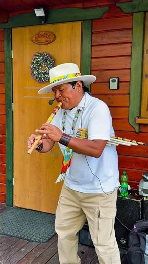 Isha isha #quenacho #quena #zampoña #nativeflutes #panflute