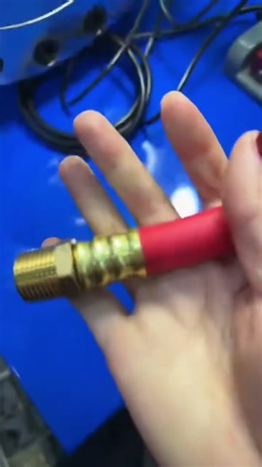 2 inch hose crimping machine's working show#hydraulic#hose #hydraulichose#hydro#hosemachine#Fanying