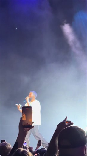 Khalid's Amazing Concert Experience at Hard Rock Hotel