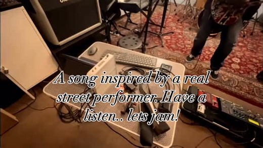 A song inspired by a real street performer. By to the early 90s Soundgarden kept seeing this guy around Seattle playing spoons outside venues and on the street. His name was Artis the Spoonman and his rhythm was so intense people would stop without even realizing why. Chris Cornell was fascinated by how raw and confident it felt. And that energy slowly turned into a song called “Spoonman”. Here’s the part where people dont know. When it’s time to record the band didnt recreate the sound. They br