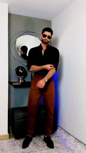 7.2K views · 77 reactions | Moda casual y juvenil para caballero 﫶♥️ #luckshops #moda #model #tendencias #outfitoftheday #modacasual #consumelocaloaxaca #casualoutfit #marketingonline #blazerstyle #pantalondevestir #modaplussize #modahomens #modacaballero #shirtlessmen | LUCK SHOPS | Facebook