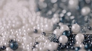 When it comes to beautiful fashion, Savoir-Faire of the Paris-Hamburg CHANEL Métiers d’art 2017/18 collection does it best. | FashionTV