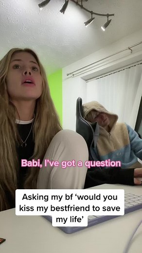 I love how real he is 😂😂 // Ib: @meghanandjack // #couplegoals #relationships #couples