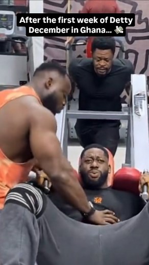 Center Of The World on Instagram: "Detty December in Ghana hits hard, but your wallet doesn’t have to! 🏋🏽‍♂️ Plan ahead, set a daily budget and stick to the essentials. Book your events early, enjoy local street food, and save on transport with ride-sharing apps. Spend smart, party hard, and experience the best of Ghana’s December without regrets🇬🇭 We can't wait to welcome you all ❤️ #reachghana #VisitGhana #DettyDecember #SmartSpending #Ghana2024"